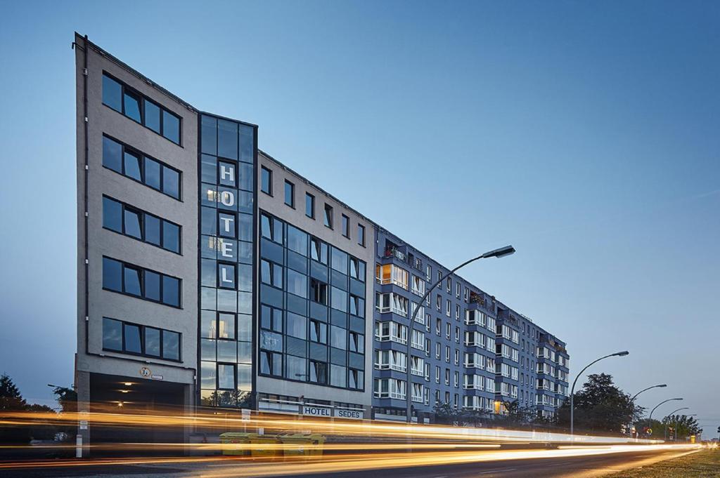 Frontansicht des Hotel Sedes Berlin